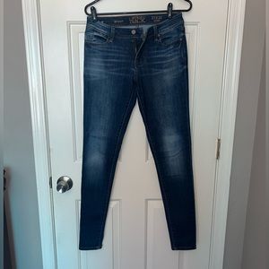 💥NEVER WORN💥 Buckle Black Denim Skinny Jeans. Size: 27